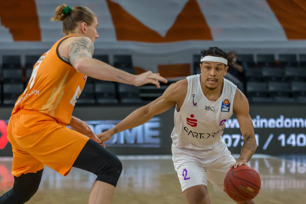 瓦小将就展 瓦小将就展